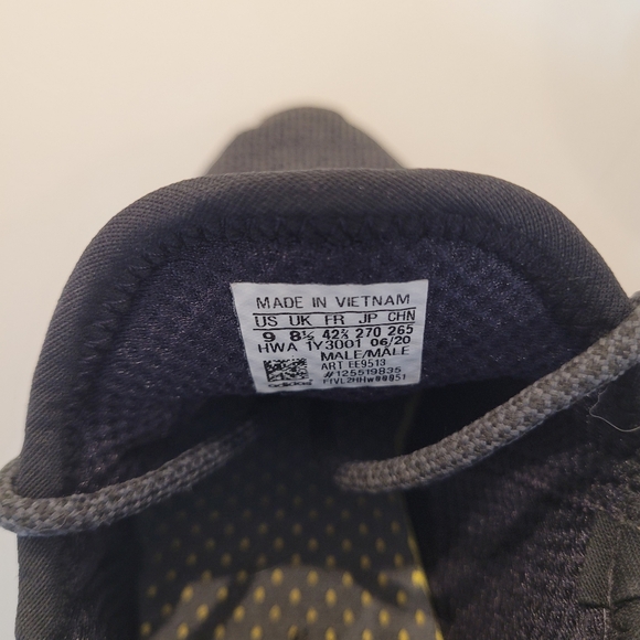 Adidas black kaptir core - Men's size 9 - Picture 9 of 9